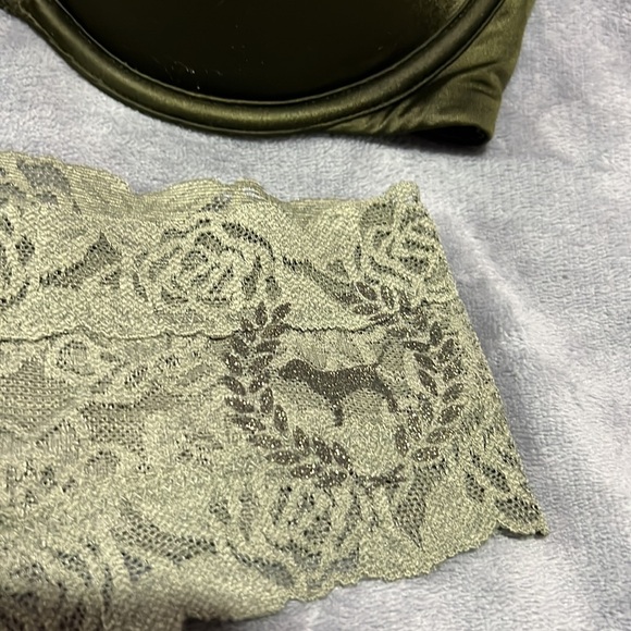 Victoria’s Secret Olive Green Bra and Pantie Set - Picture 3 of 11